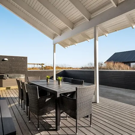 Dom wakacyjny Markku - 400m From The Sea By Interhome Harboør